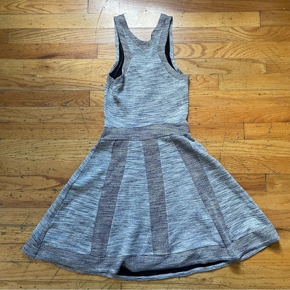 Parker Gray Metallic Dress Size Small - Picture 8 of 8